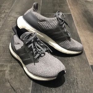 Women's gray ultraboosts